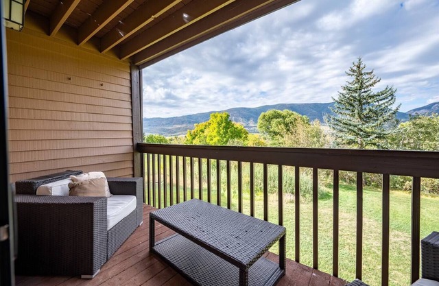 Creekside Comfort WL1106 | Ski Escape | Hot Tub