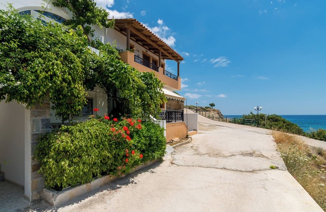 Crete Essence Villas-Makrygialos