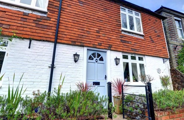 Cricket Cottage in Robertsbridge