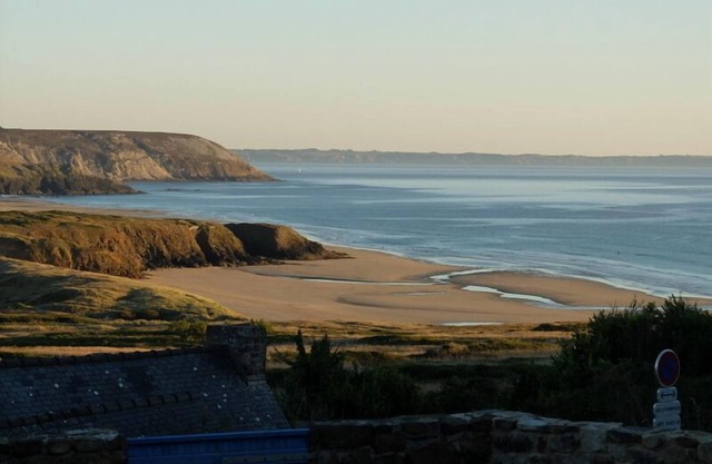 Crozon Morgat: Cozy house with character, renovated by an architect,