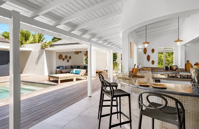 Crush (3/4 Rooms) Luxury villa