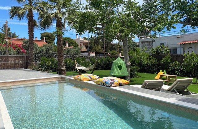 Crystal Private Pool House