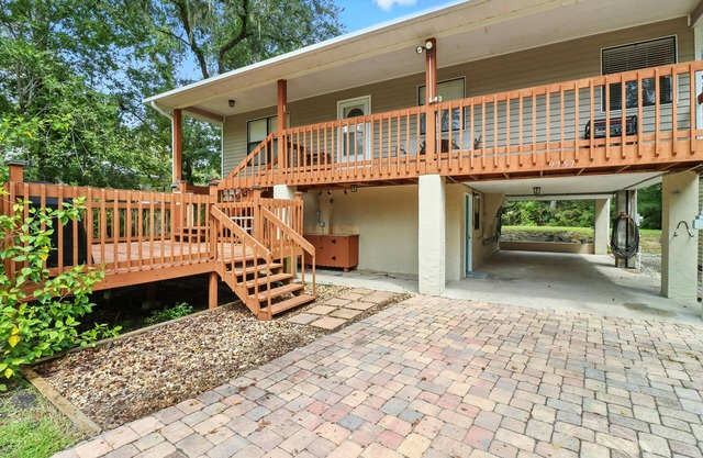 Crystal River Fishing Lodge