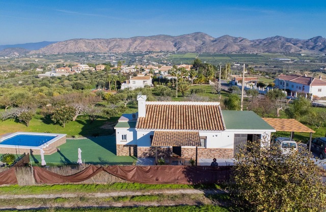 Cubo's Finca La Higuera/private pool/free wifi/privacy