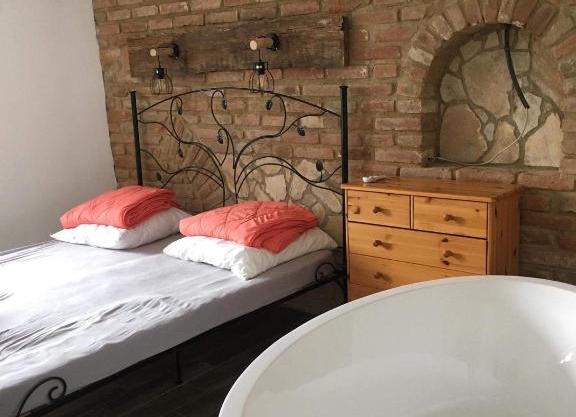 Cuki Apartmanok