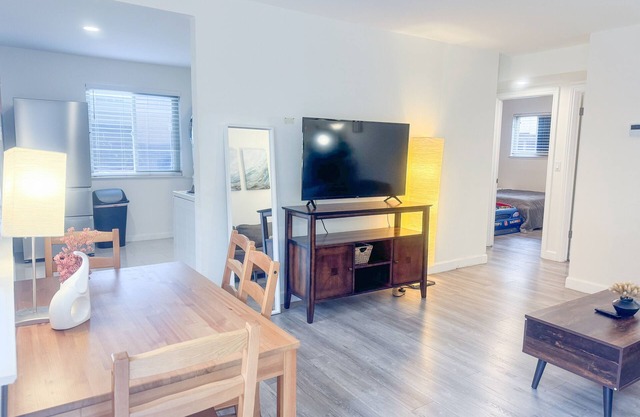 Cupertino 2BR w/AC/Washer/Dryer/EV on 1F