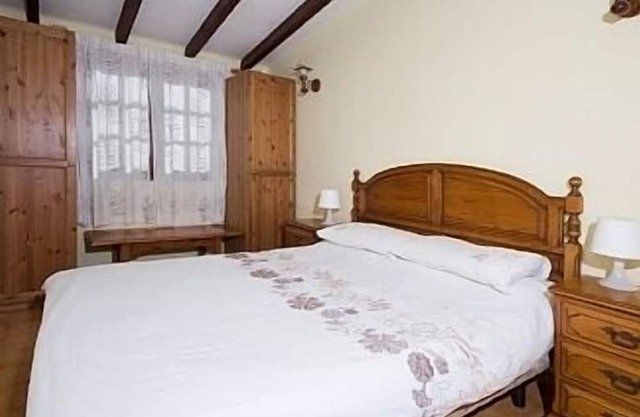 CURRENTLY THERE IS A COMPLETE RENOVATION IN THE VILLA NEXT DOOR UNTIL START MAY