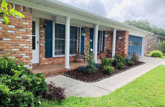 Cush Jax Baymeadows Ranch, Close to Everything!