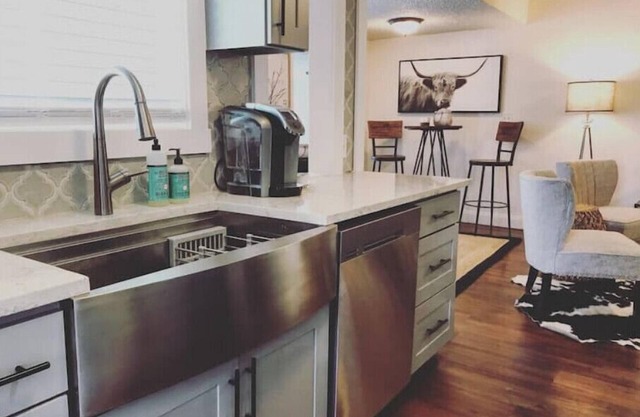 Cut Bank 2/bd Unit #5 by Glacier National Parkn