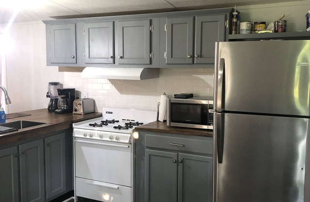 Cute and Cozy Vacation Stay on the Eastern Shore!