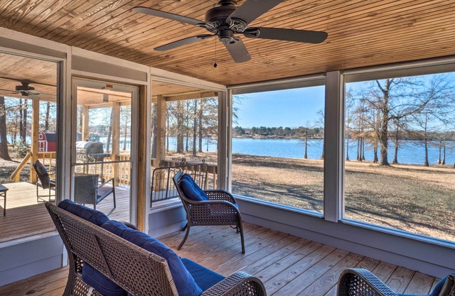'Cypress Point' Spacious Home: Pier & Boat Launch!