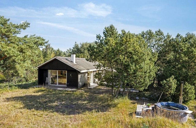 "Dagny" - 520m from the sea by Interhome