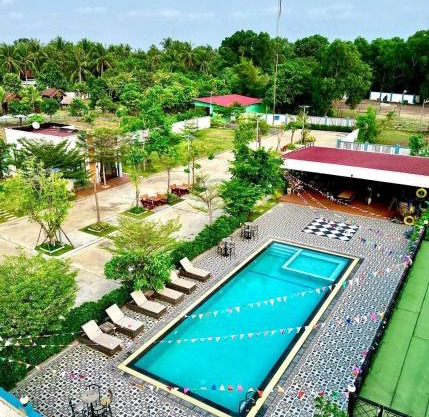 Damnak Borey Resort