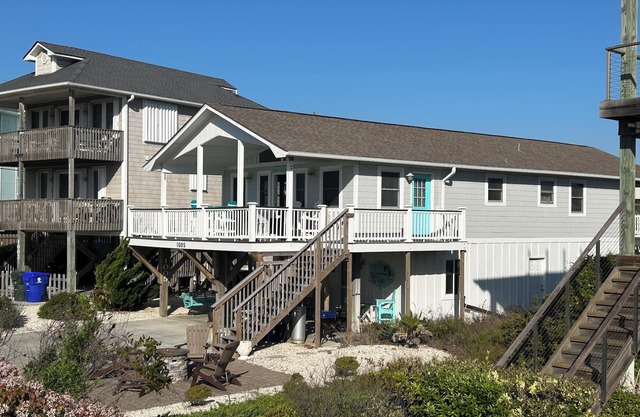 “Dancin’ the Day Awave” in Surf City, NC