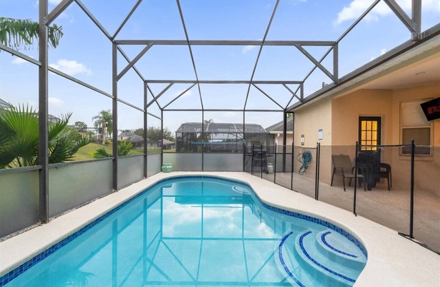 Davenport Luxury 8-Guest Villa