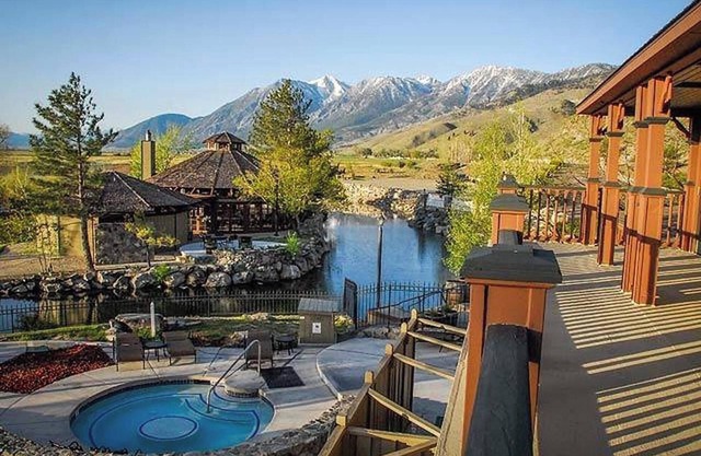 David Walley's Resort, 2br suite, Saturday check-in