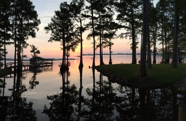 Daybreak at The Dock House, 4-bedroom house located on beautiful Caddo Lake