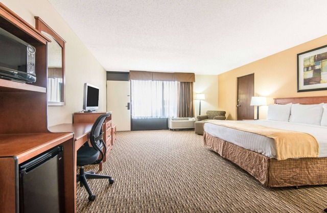 Days Inn by Wyndham Altus