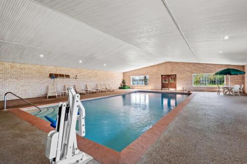 Days Inn by Wyndham Whitmore Lake Near Ann Arbor And Brighton