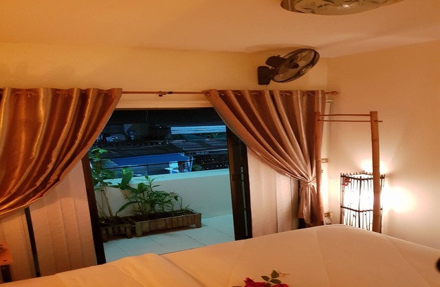 DD4 @ DD Smile House