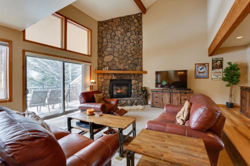 Deck and Mtn View Keystone Townhome Near Resort!