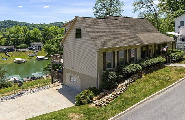 Deer Cove Lodge on Norris Lake w/Kayaks