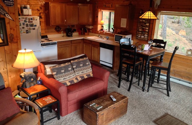 Deer Creek Cabin - a Log Cabin in the Rockies of Colorado!