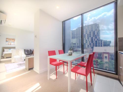 Delightful 1br On Bouverie St Close To Mel Uni
