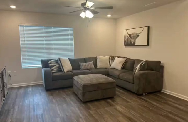 Delightful 4-bedroom house with AC in Crestview