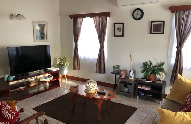 Delightful 4bed modern villa with AC & Wi-Fi, St Lucia