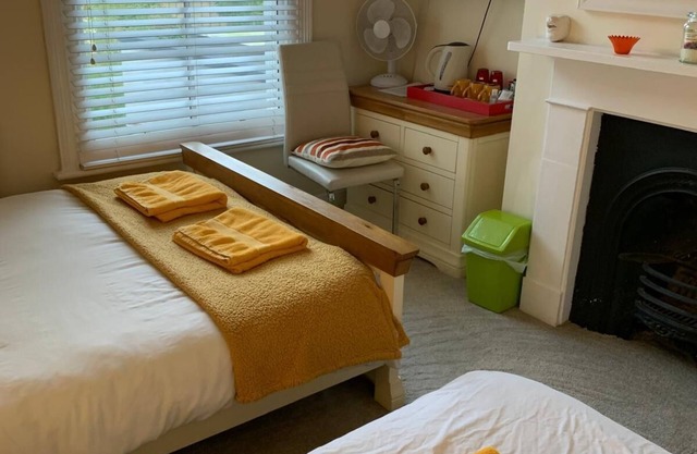 Delightful luxury bath and breakfast 3