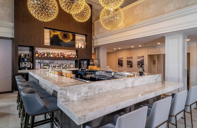 Delta Hotels by Marriott Huntington Downtown