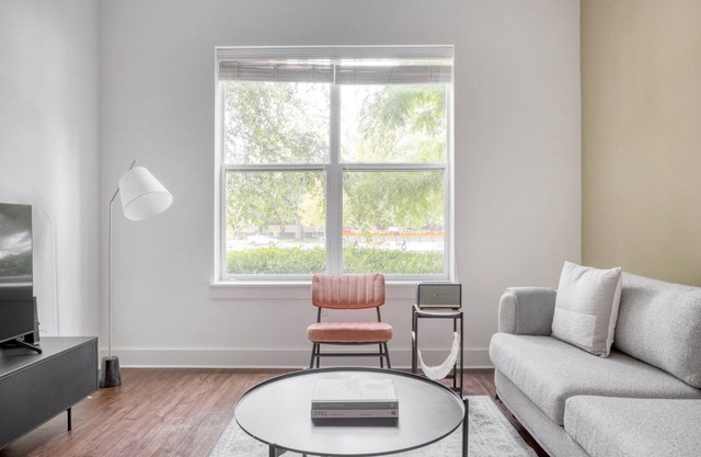 Deluxe Cambridge Alewife 1BR w/W/D, Gym & Roof, nr T, by Blueground