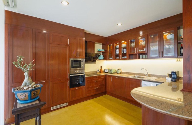 Deluxe Town House in the Old City