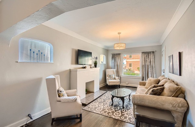 Denver Furnished Rental - Duplex Bungalow