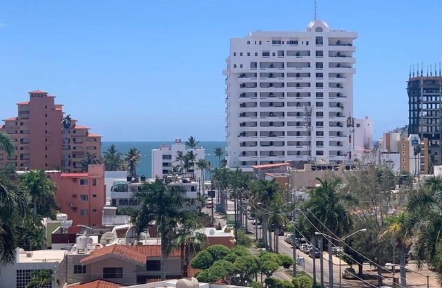 Departamento con jacuzzi en zona dorada 1-7 personas