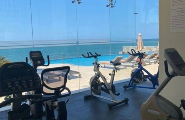 Departamento de lujo, con regulación de primer mundo, playa privada y sin música