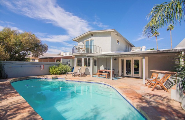 Desert Oasis on Shalimar Golf Course, Pet Friendly