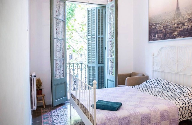 Design Modernista 2-Bedroom with Balcony