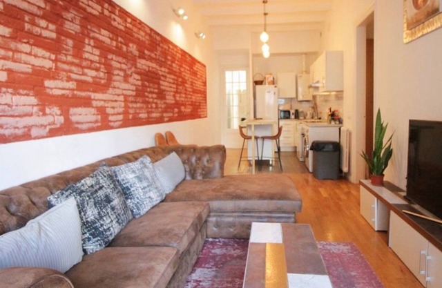 Design Modernista 2-Bedroom with Terrace Garden