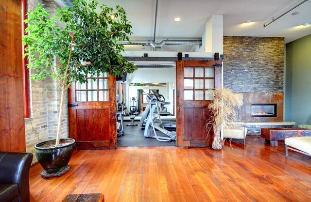 Designer Lofts in Dinkytown: Small or Large Groups