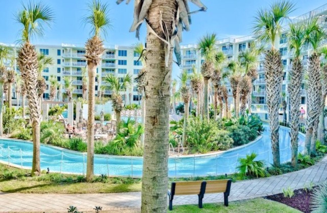 Destin West Pelican 502 - Lazy River and Bay Views