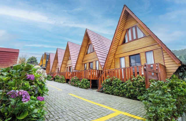 Diamond Cabin House