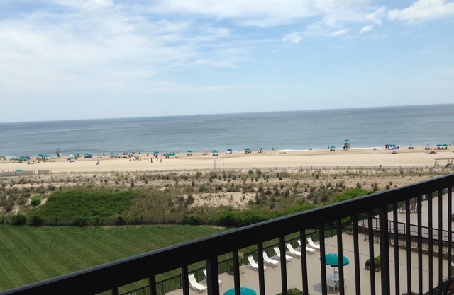 Direct Ocean Front Sea Colony East - 2 Bedroom, steps to beach