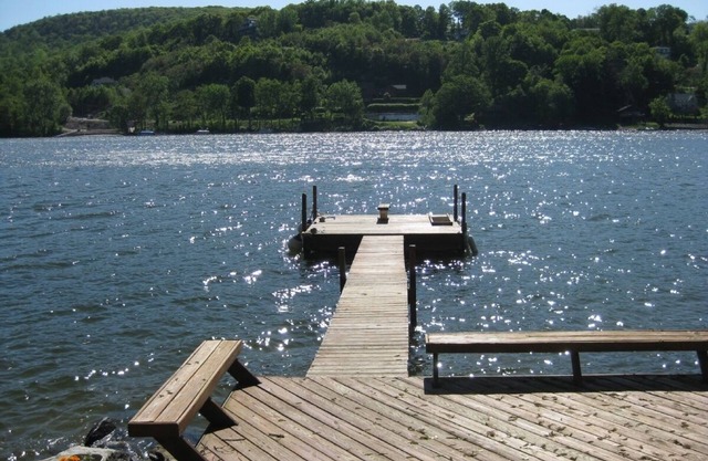 Direct Water Front Home, Private Boat Dock, Kayaks