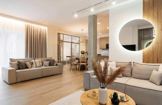 Discover a unique apartment near the market square