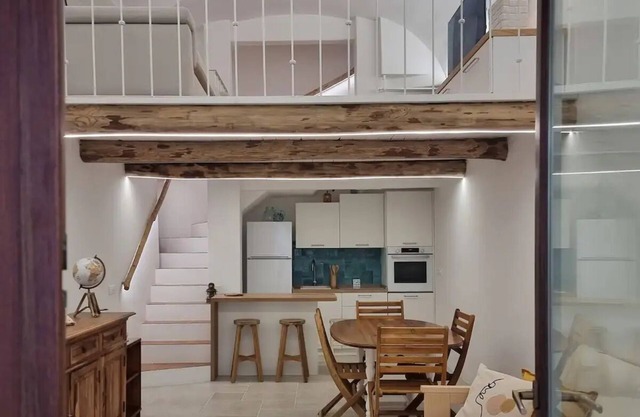 Discover Casa Gaja: A charming seaside retreat in the historic heart of Gaeta.