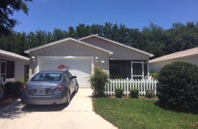 Discover Your 2 Bedroom 2 Bath Vacation Villa With Electric Golf Cart And Wi-Fi