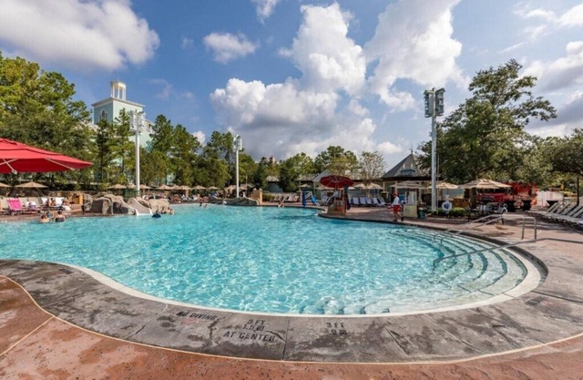 Disney's Saratoga Springs Resort & Spa - 2 Bedroom Villa Standard Room