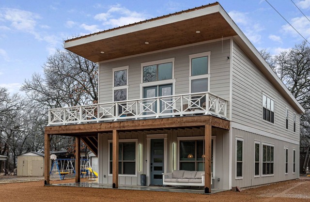 Distinctive Design, Luxury & Fun at Lake Texoma